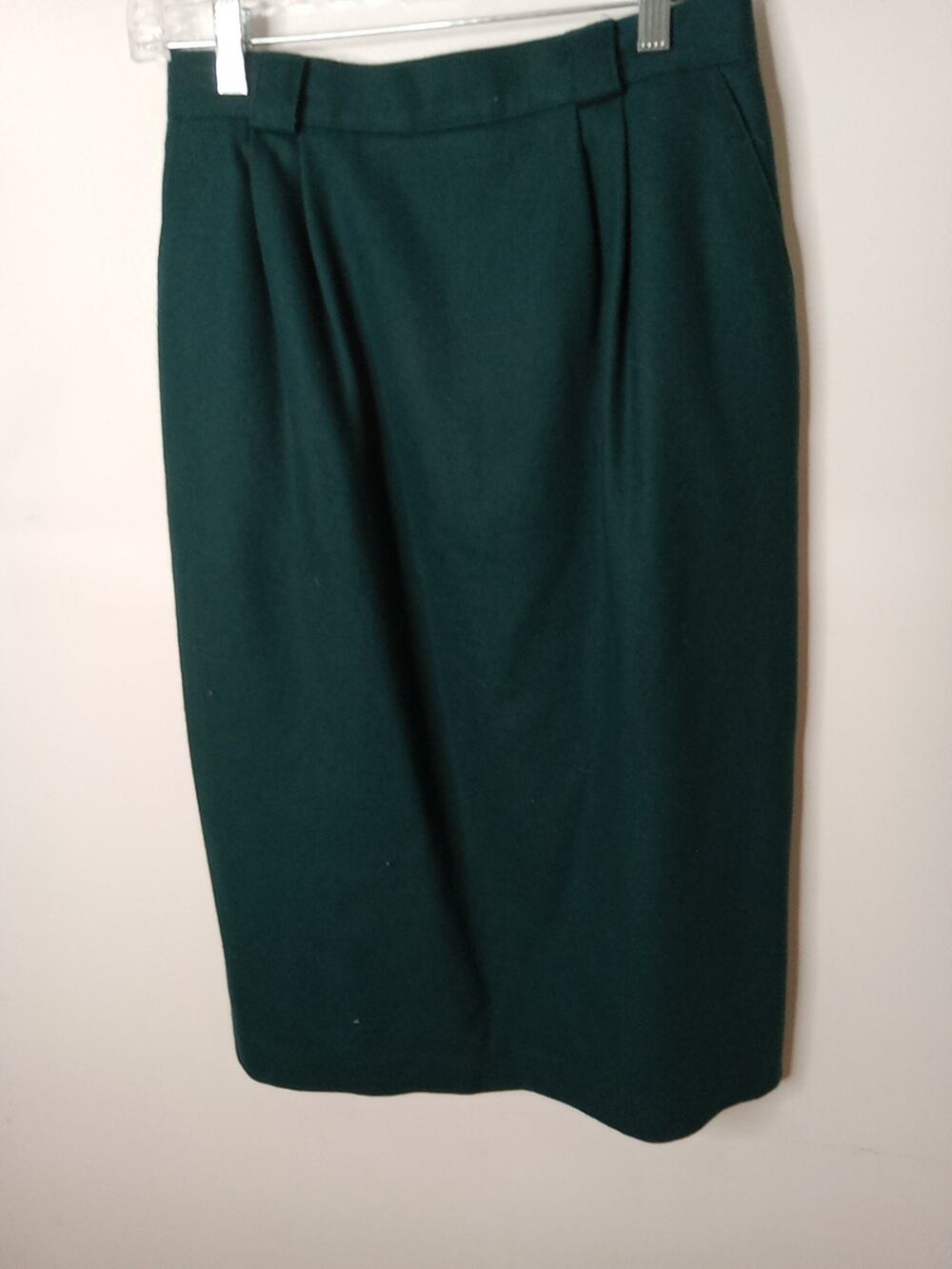 Requirements Women's Size 12 Dark Green 100% Wool Skirt Lined Long. Vintage